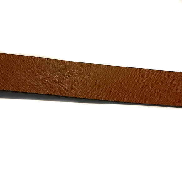 Michael Kors Brown Tan Logo Gold Buckle Belt NWT - Picture 6 of 9